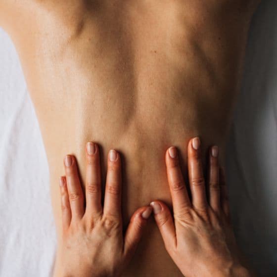 Sanfte Rückenmassage